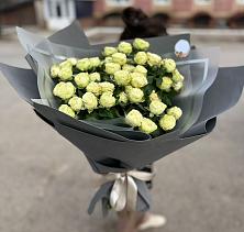 Букет Белые кустовые розы Солинеро в Верхнее Дуброво