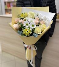 Букет цветов из:  Альстромерии, Розы и Хризантемы в Верхнее Дуброво